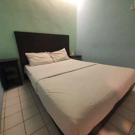 Oyo89698经济旅馆酒店 吉隆坡 外观 照片